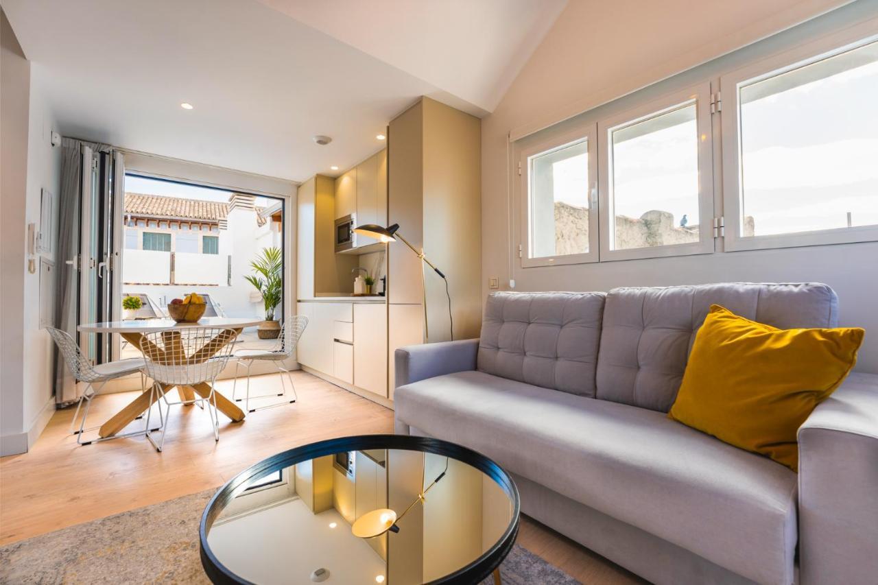 Debambu Suites Málaga Dış mekan fotoğraf