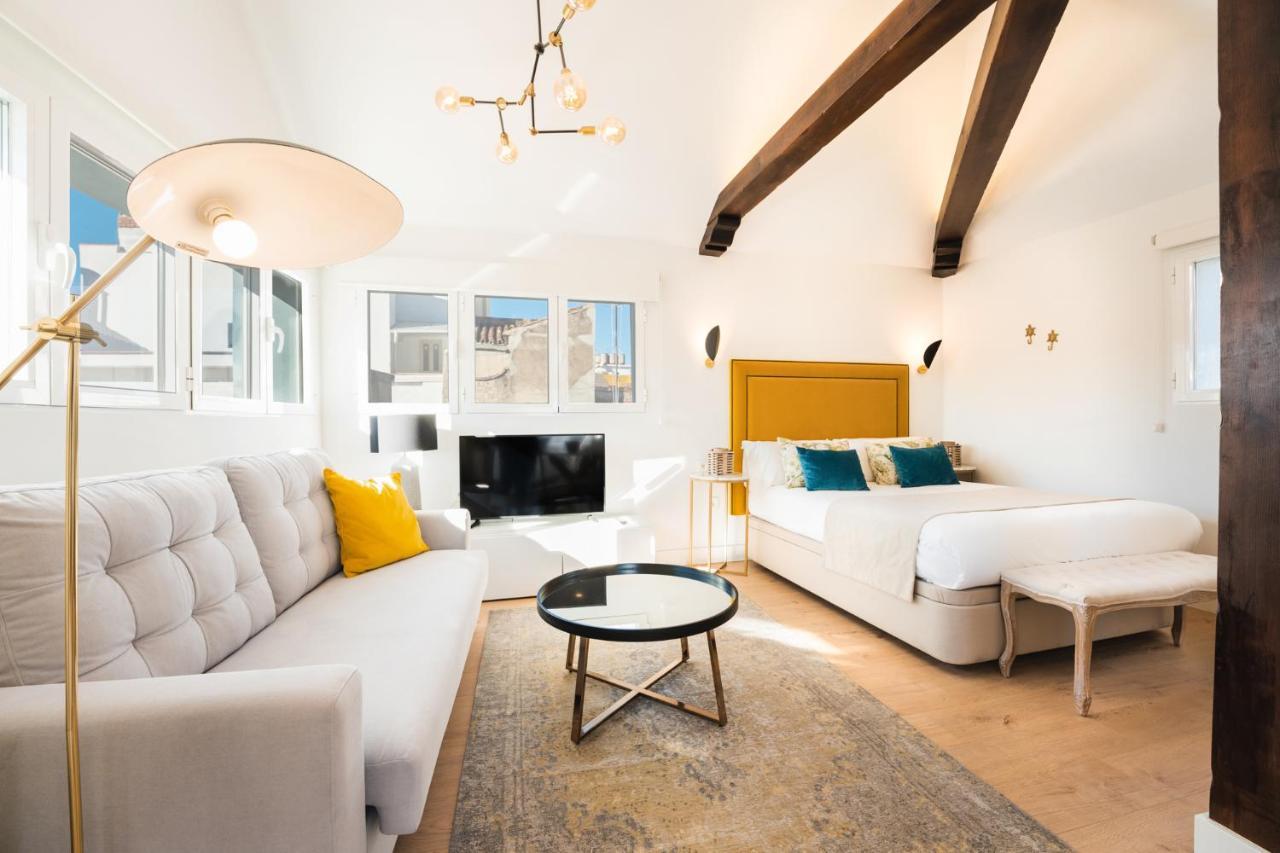 Debambu Suites Málaga Dış mekan fotoğraf