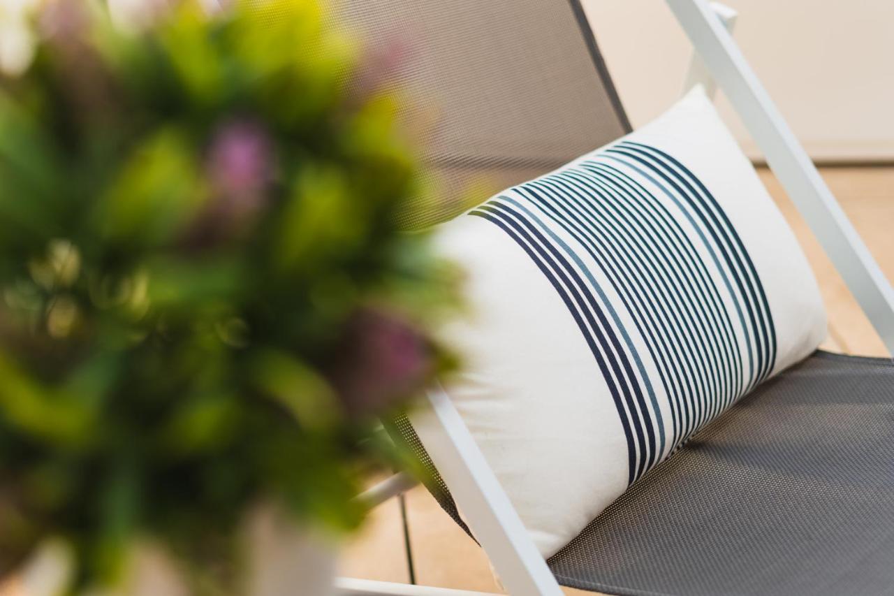 Debambu Suites Málaga Dış mekan fotoğraf