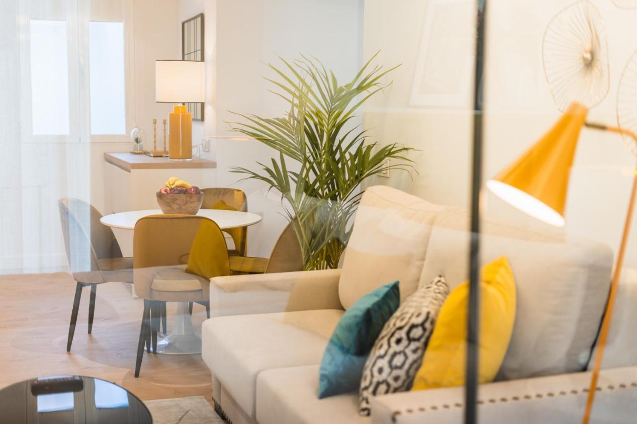 Debambu Suites Málaga Dış mekan fotoğraf