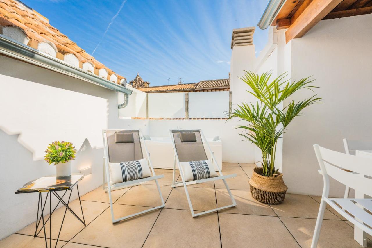 Debambu Suites Málaga Dış mekan fotoğraf