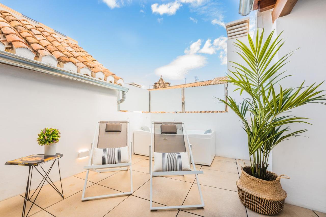 Debambu Suites Málaga Dış mekan fotoğraf